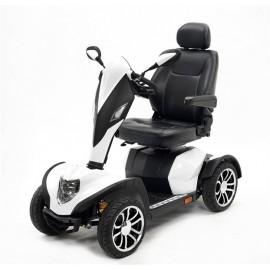 Scooter Cobra capacidad para 182 kg y autonomía 51km